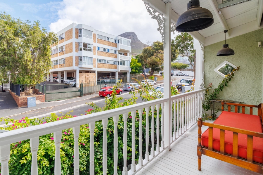 To Let 4 Bedroom Property for Rent in Gardens Western Cape